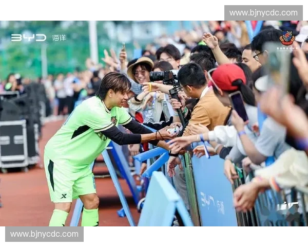 聚焦国际顶级足球大赛全程高清直播精彩呈现与全球球迷实时共赏巅峰对决